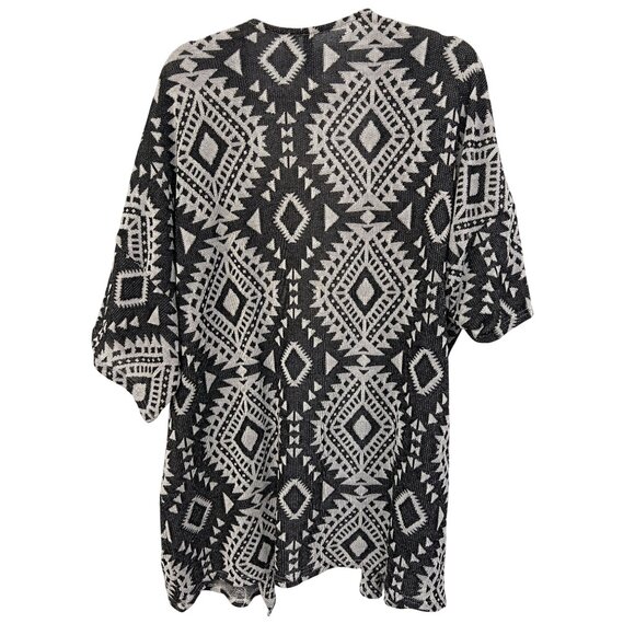 H&M Divided Jacquard Knit Aztec Kimono Cardigan Size XS Black Gray Boho Layers - Picture 2 of 6